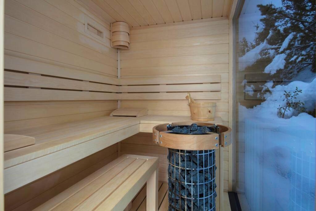 Exklusives Chalet Mit Traumhafter See- Und Bergsicht Seelisberg Bagian luar foto