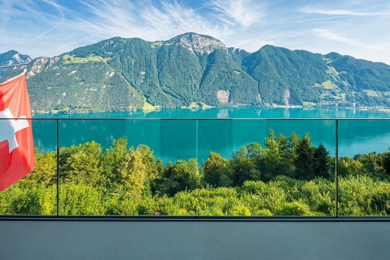 Exklusives Chalet Mit Traumhafter See- Und Bergsicht Seelisberg Bagian luar foto